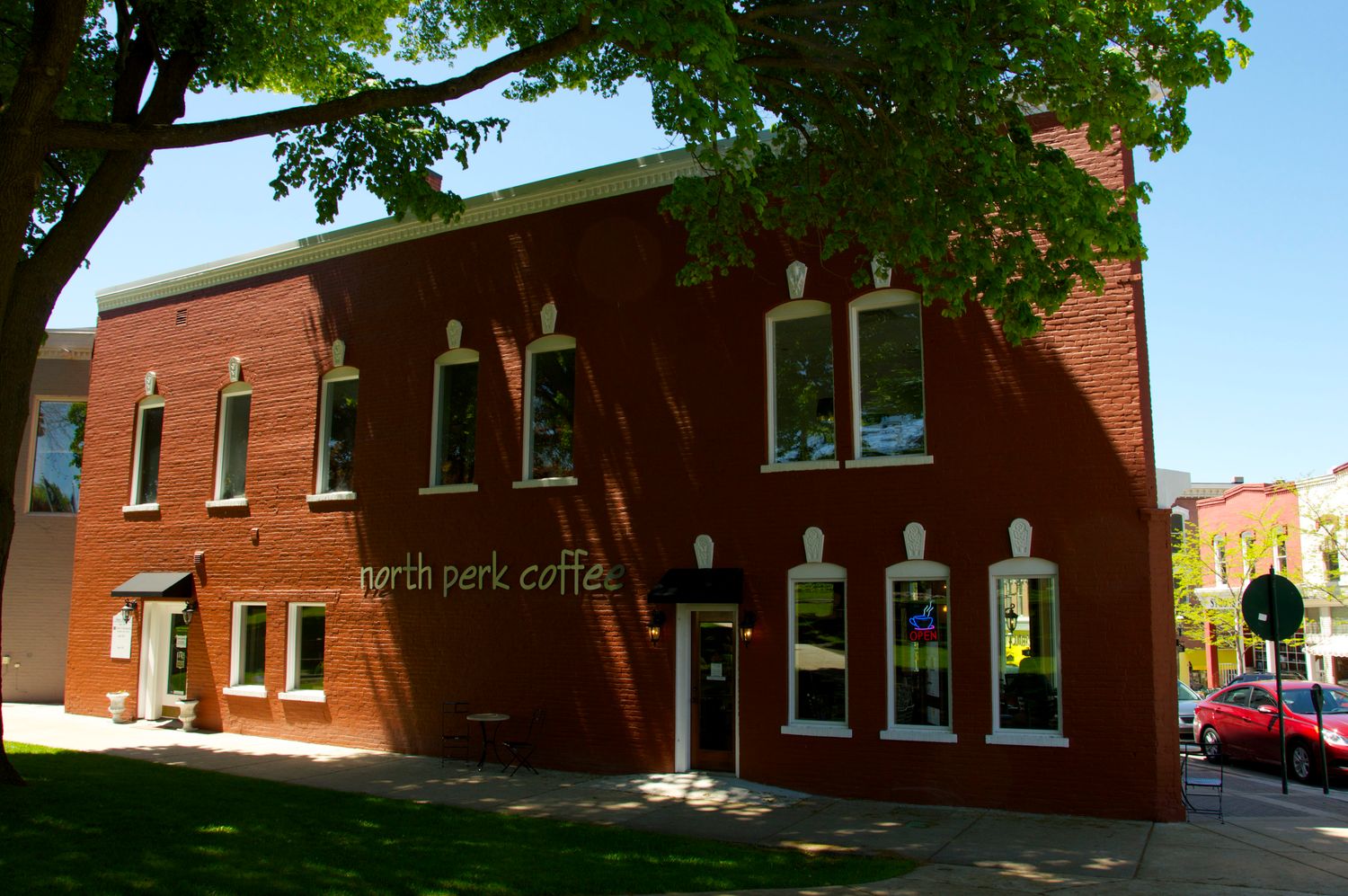 The Offices at 410 Lake